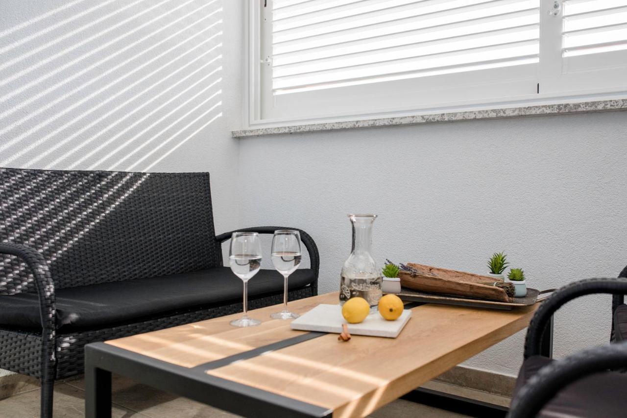 Palit 497/D, Apartment F エクステリア 写真